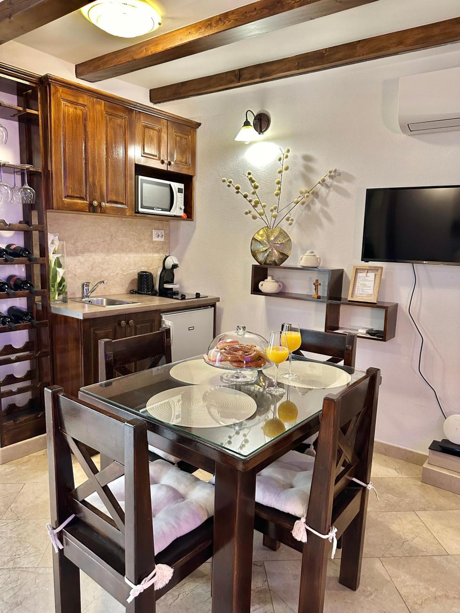 Diocletian Wine Studio Apartment سبليت المظهر الخارجي الصورة
