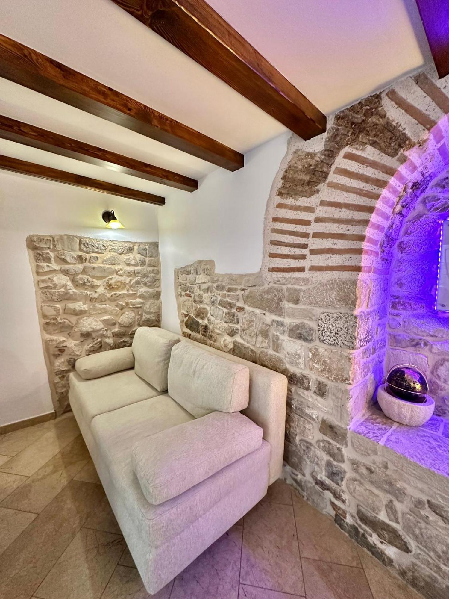Diocletian Wine Studio Apartment سبليت المظهر الخارجي الصورة